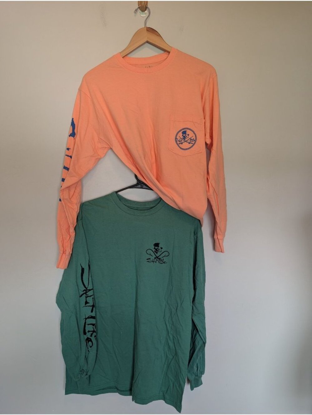 NEW Salt Life Mens Long Sleeve Graphic Tees Coral & Green Medium